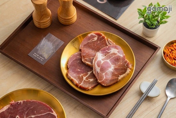 水梨秘醬醃豬梅花