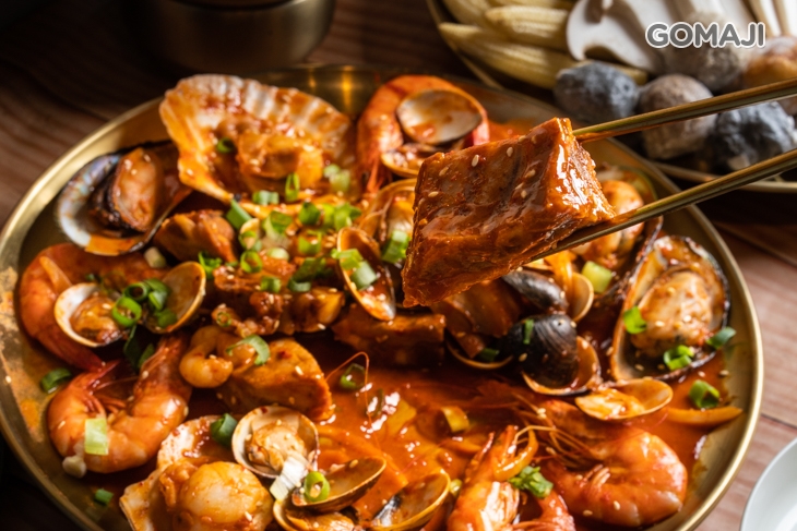 3.0招牌辣燉排骨海鮮