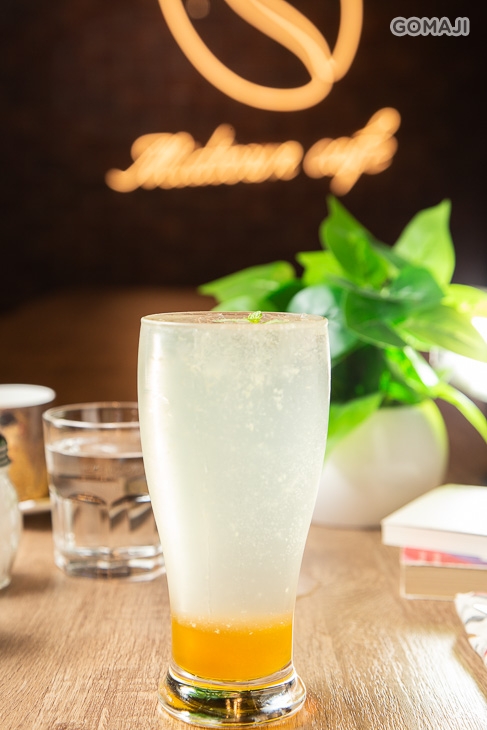 橙香汽泡飲