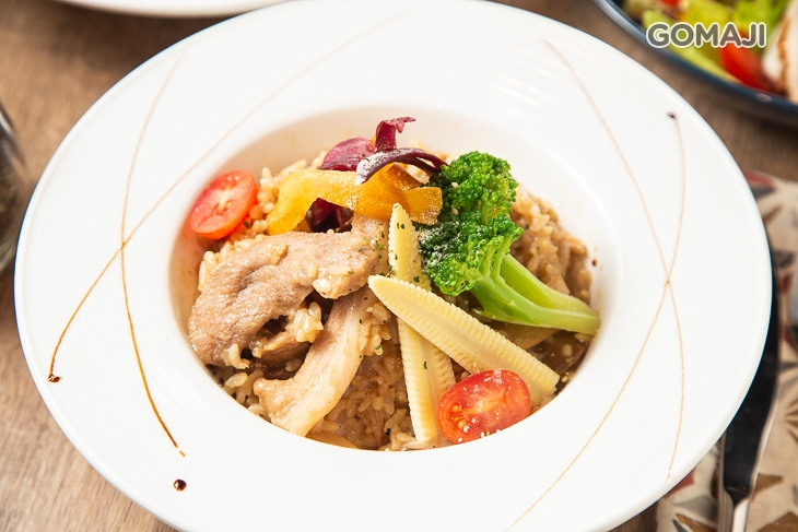 松阪豬佐特煸麻油燉飯