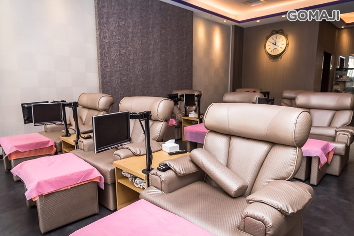 夏楓足體養身行館