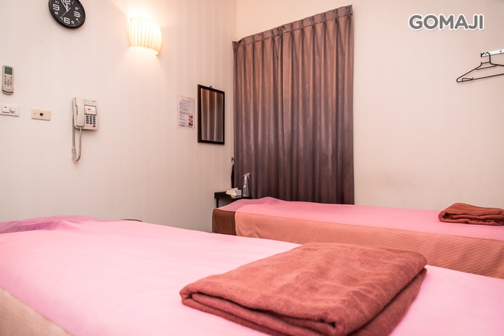 夏楓足體養身行館