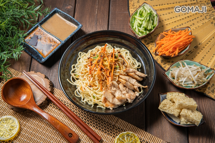 雞肉涼麵