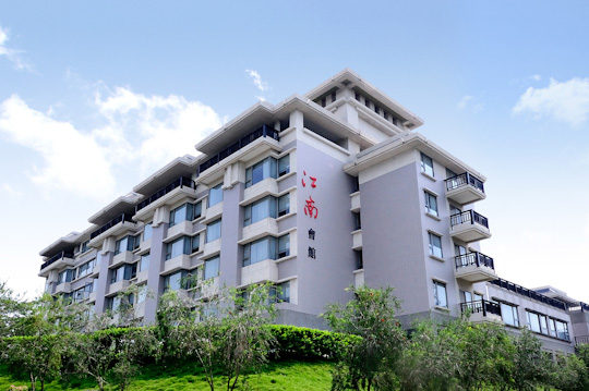 台南-尖山埤江南渡假村