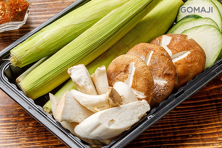 小資蔬菜盤(玉米筍+香菇+櫛瓜+杏鮑菇)一份