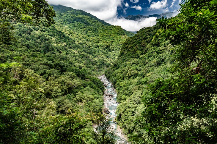 富源吊橋