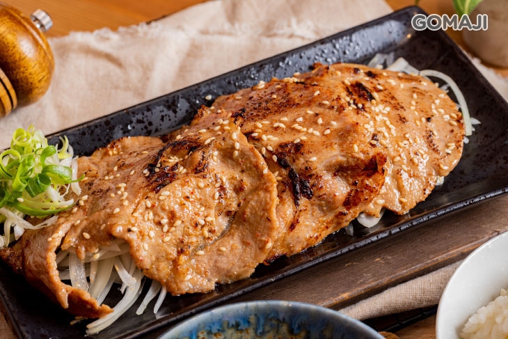 貓仔味噌豚燒肉定食