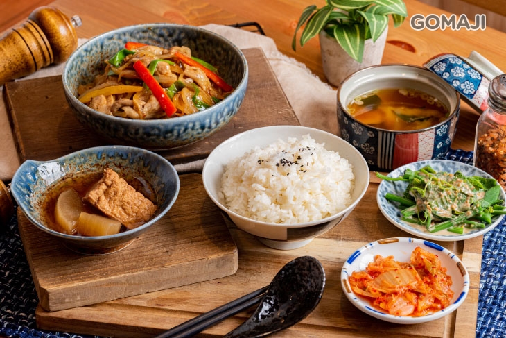 黑川洋蔥豚五花定食