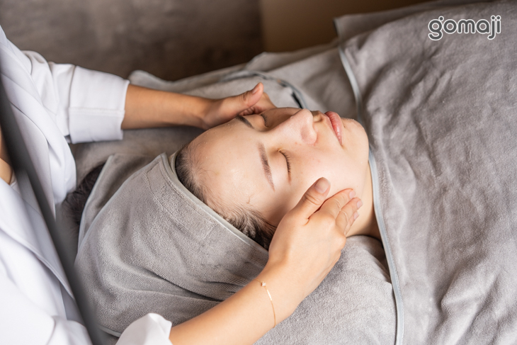 臉部溫和去角質