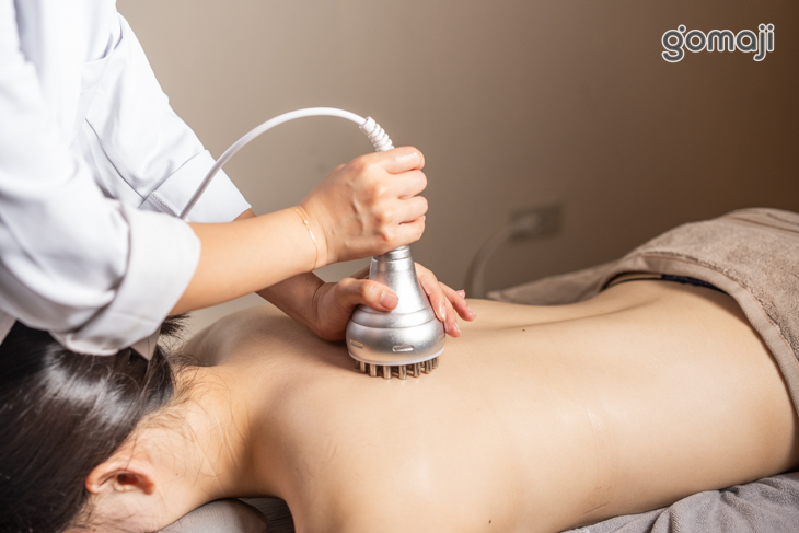 精油全身背面經絡循環按摩放鬆