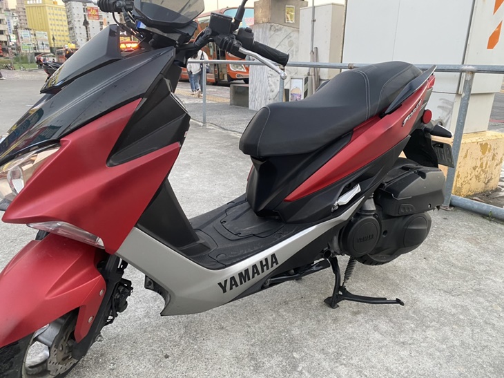YAMAHA Force