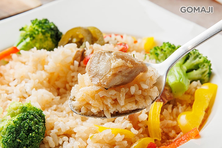 墨西哥辣椒嫩雞燉飯