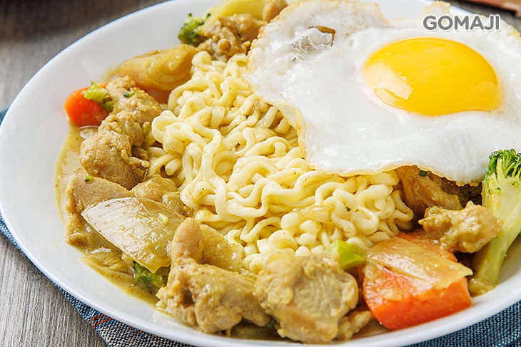 青咖哩雞肉麵