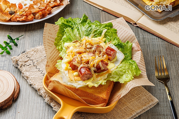 炙燒起司德式香腸厚吐司