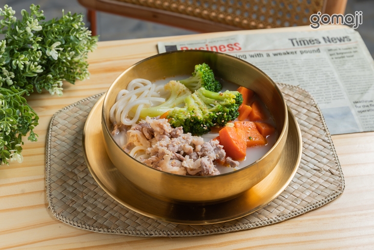 泰式烏龍麵(豬肉)