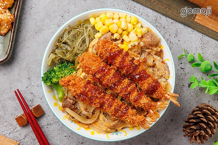 日式炸蝦尬牛丼