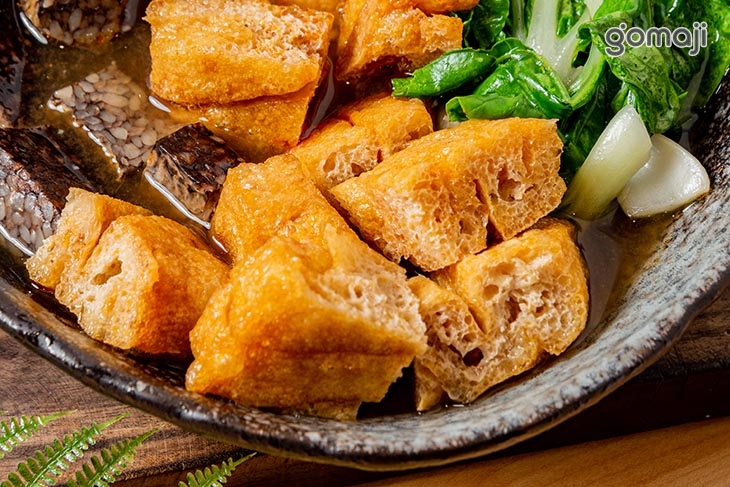 各式單點滷味(豬血糕,豆包,青菜)