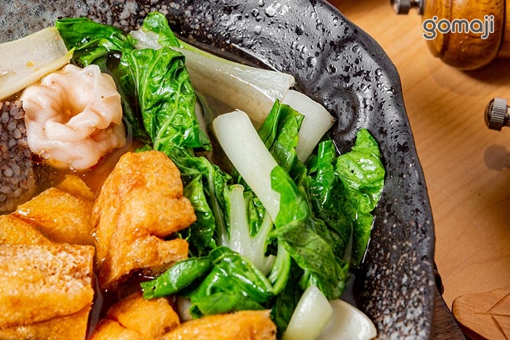 各式單點滷味(豬血糕,豆包,青菜)