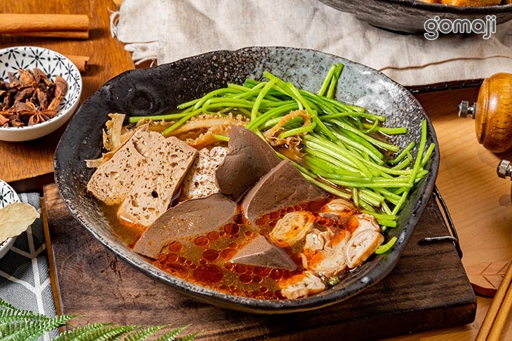 各式單點滷味(鴨血,豆腐,大腸,水蓮)