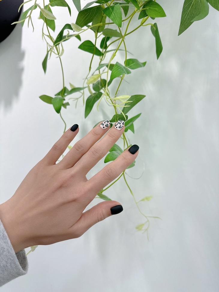 手部花式造型凝膠美甲