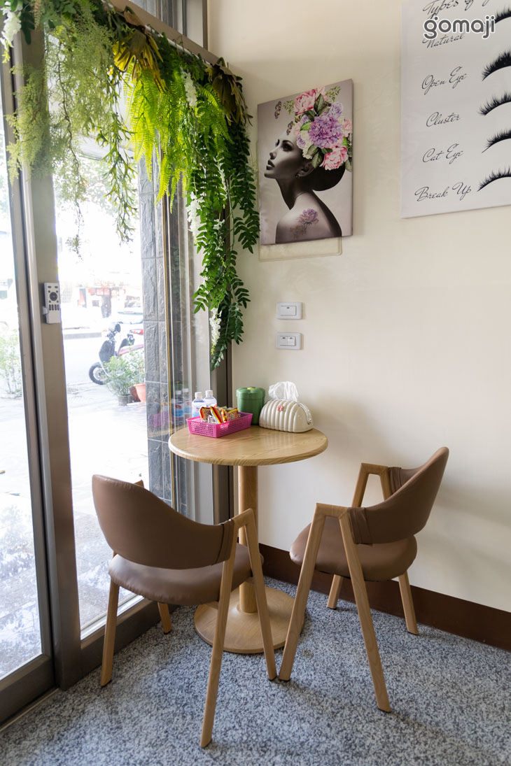 RE瑞 輕美甲.美睫.3D眉眼唇