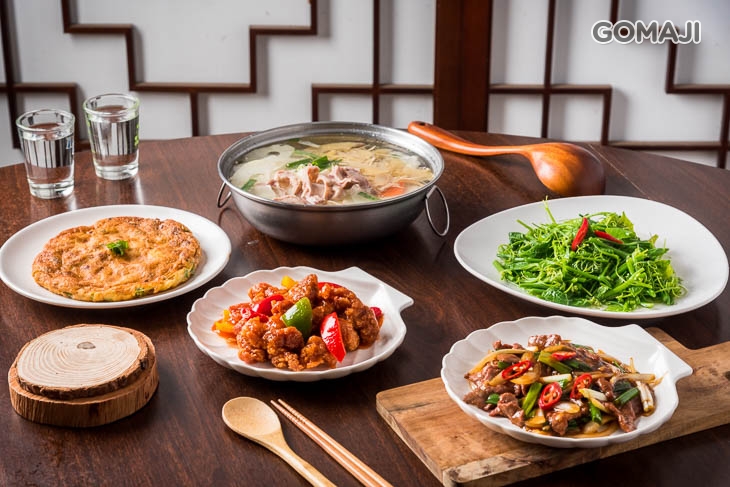 尚讚甕缸雞快炒店