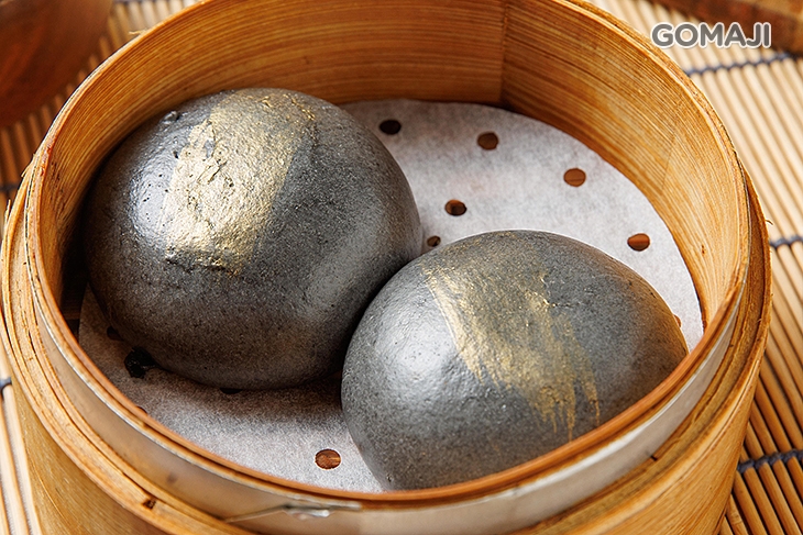 黑金芝麻包