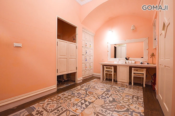 Jolly喬麗美妍SPA