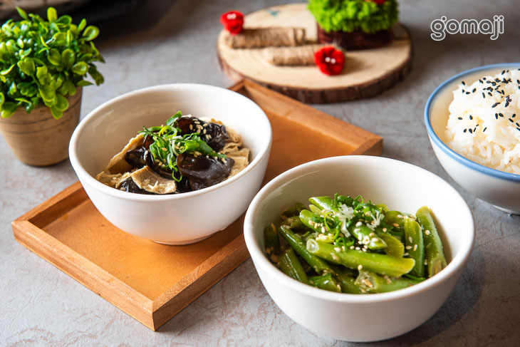 小菜：麻香川耳腐竹／涼拌四季豆