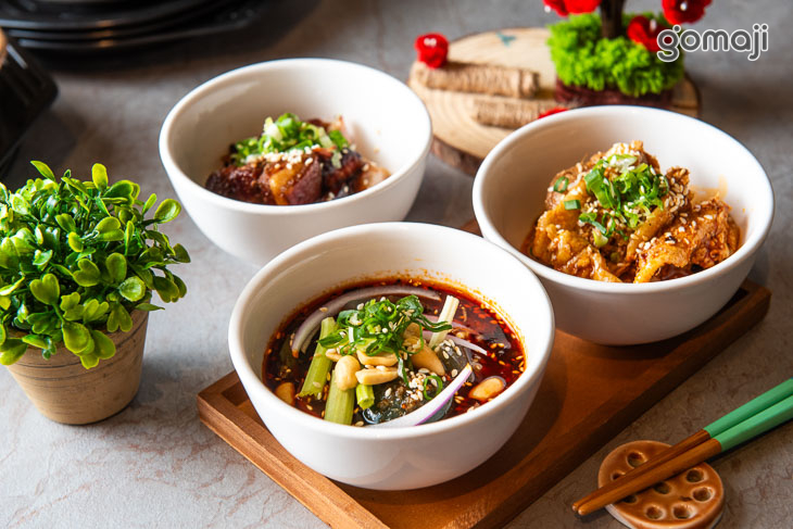 行家菜：蒜泥白肉/感動皮蛋/蔣家紅燒肉