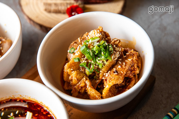 行家菜：蒜泥白肉/感動皮蛋/蔣家紅燒肉