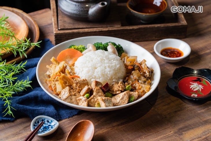 宮保豆腐蓋飯 