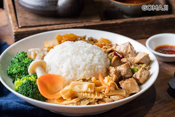 宮保豆腐蓋飯 