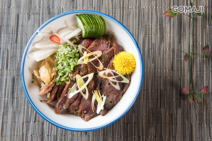 炙燒美國特級無骨牛小排丼一份