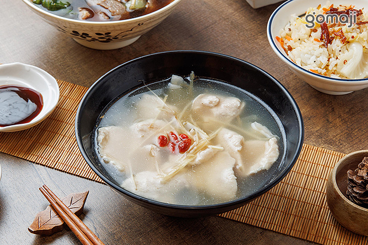 藥膳去骨雞腿湯(大)