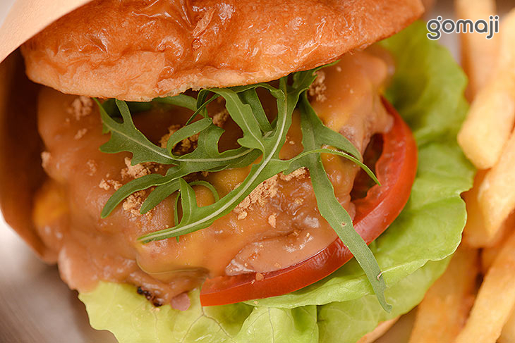 新竹有個麵茶花生牛肉飽堡