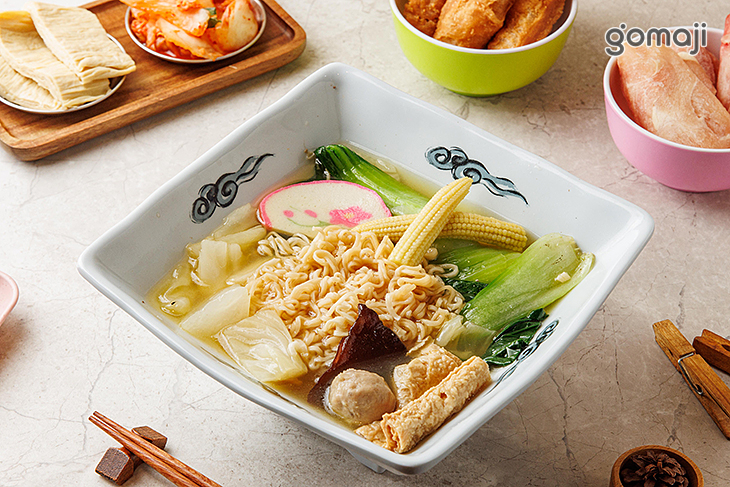 黃金雞湯鍋-蔬菜-王子麵