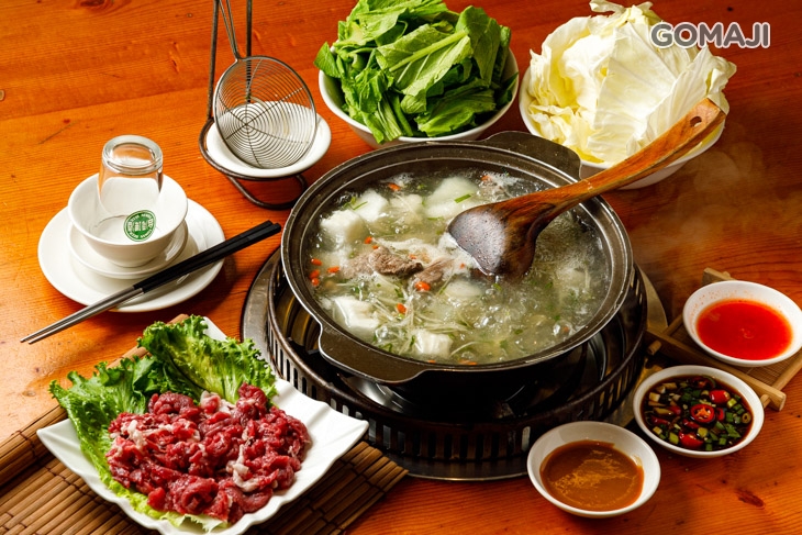 新鮮溫體羊肉鍋