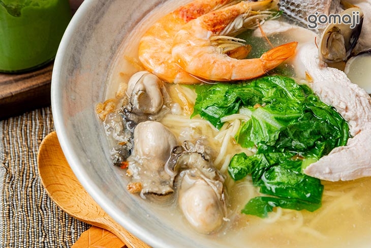 海鮮湯麵