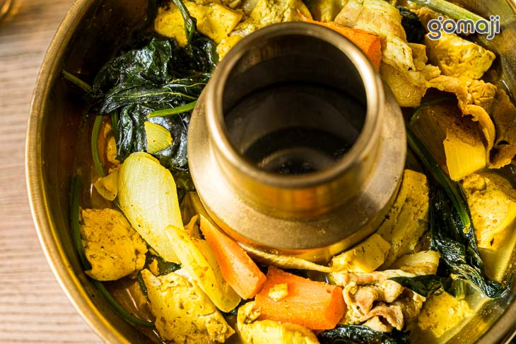 肉片綠咖哩豆腐煲