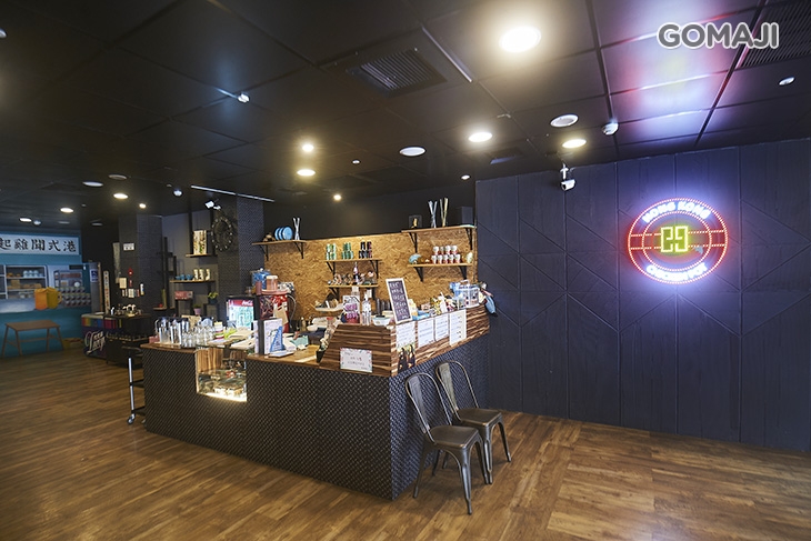 港式聞雞起爐麻辣雞煲火鍋