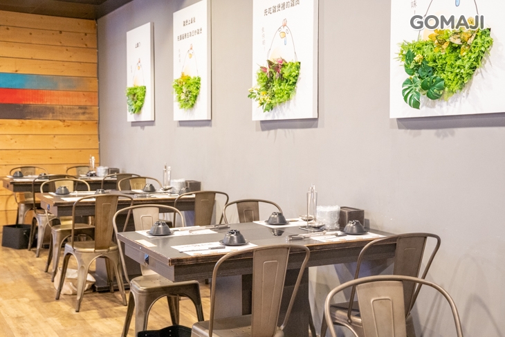 港式聞雞起爐麻辣雞煲火鍋