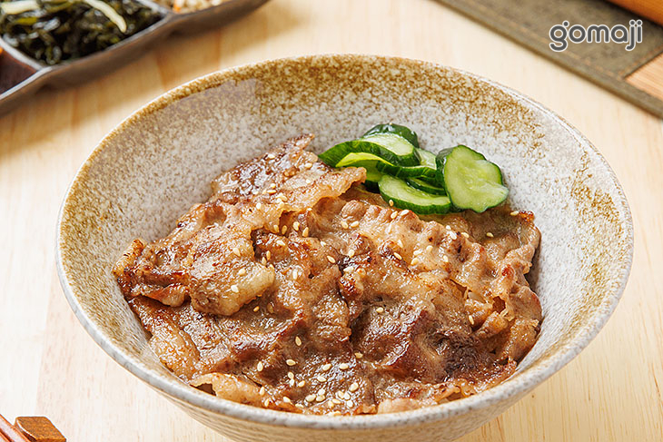 韓式烤牛飯(附小菜)