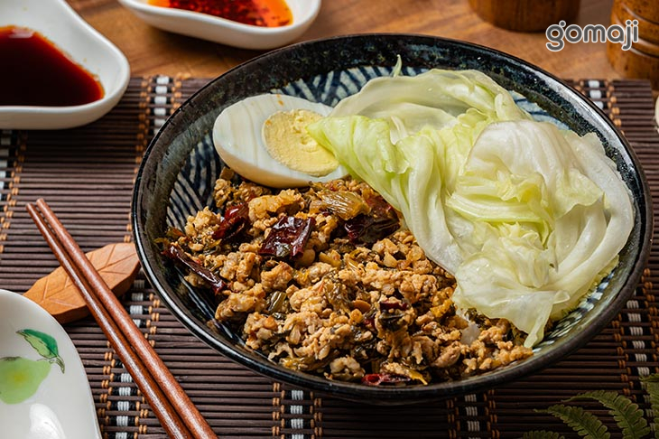 雲南手工酸菜蓋椒飯