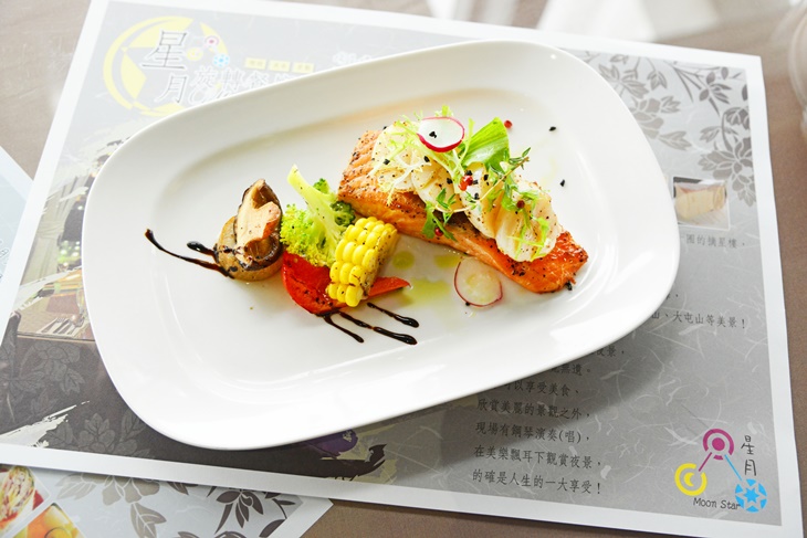 奶油菠菜干貝鮭魚