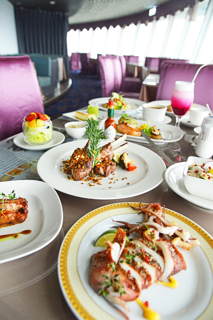 摘星樓 星月360度旋轉景觀餐廳