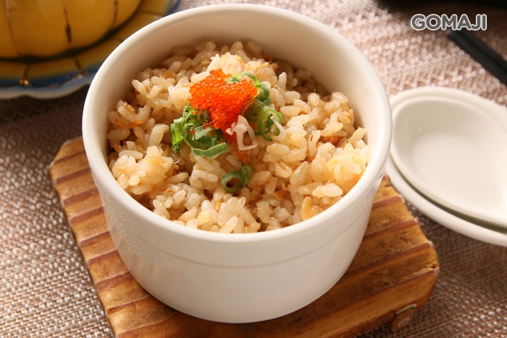 鮭魚鬆蒸御飯一份