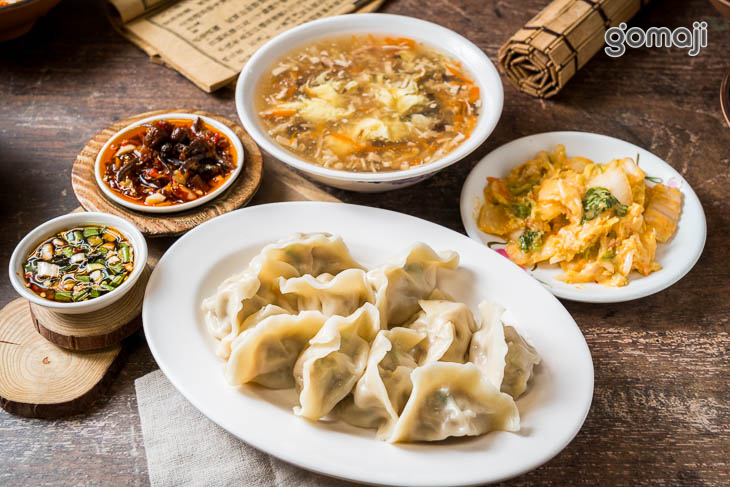 胡瓜水餃+酸辣湯+主廚特製小菜