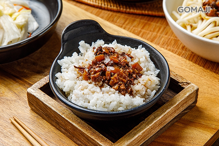 滷肉飯一份