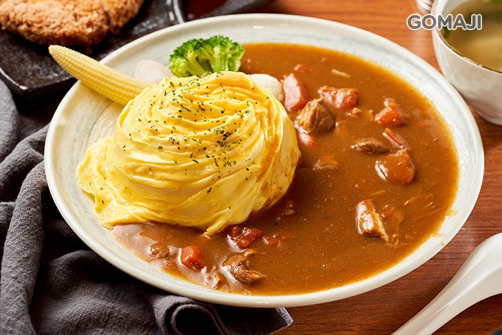 裙擺蛋咖哩飯定食 